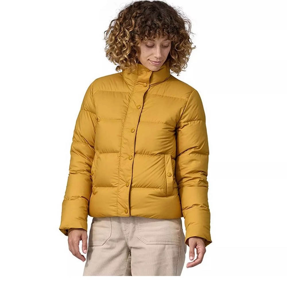 EUC Patagonia Silent Down Jacket, cosmic gold, xsmall
